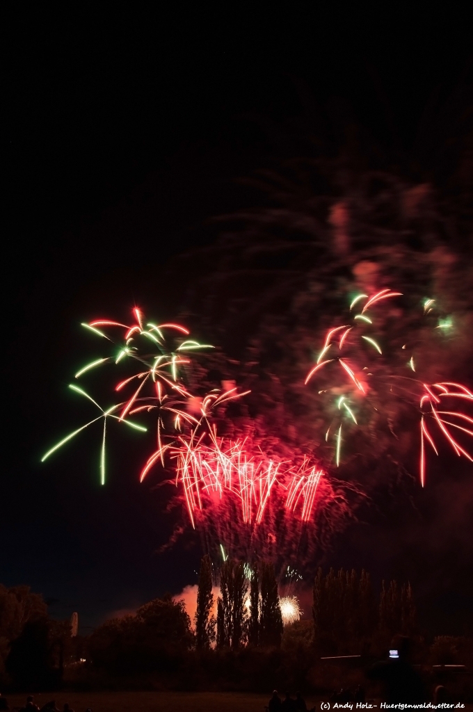 Brillantfeuerwerk und Kirmesstimmung der Dürner Annakirmes 2012