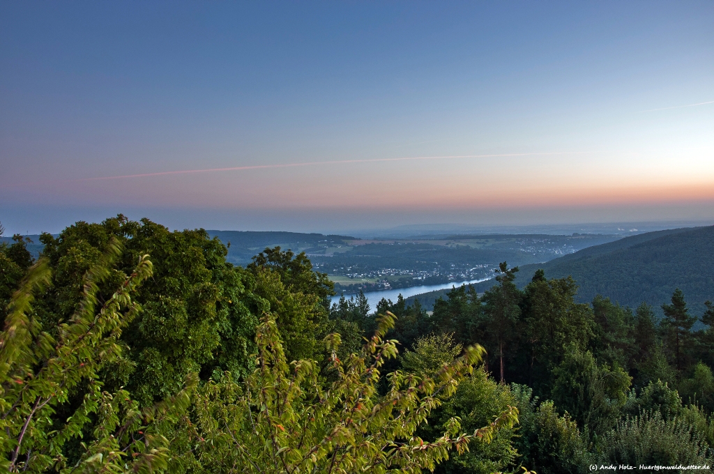 Traumhafter Sonnenaufgang am 07.09.2012 vom Krawutschketurm Bergstein aus