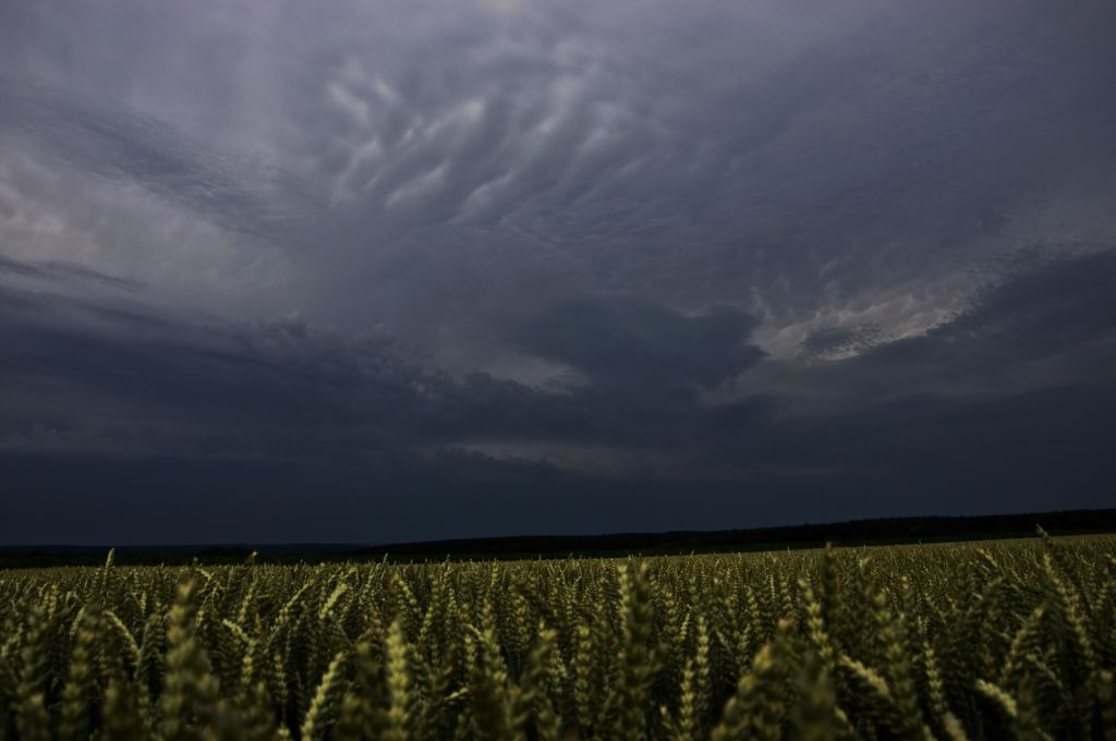 Mammaten und tolle Wolkenstrukturen nach kurzer Hitzewelle am 28.06.2011