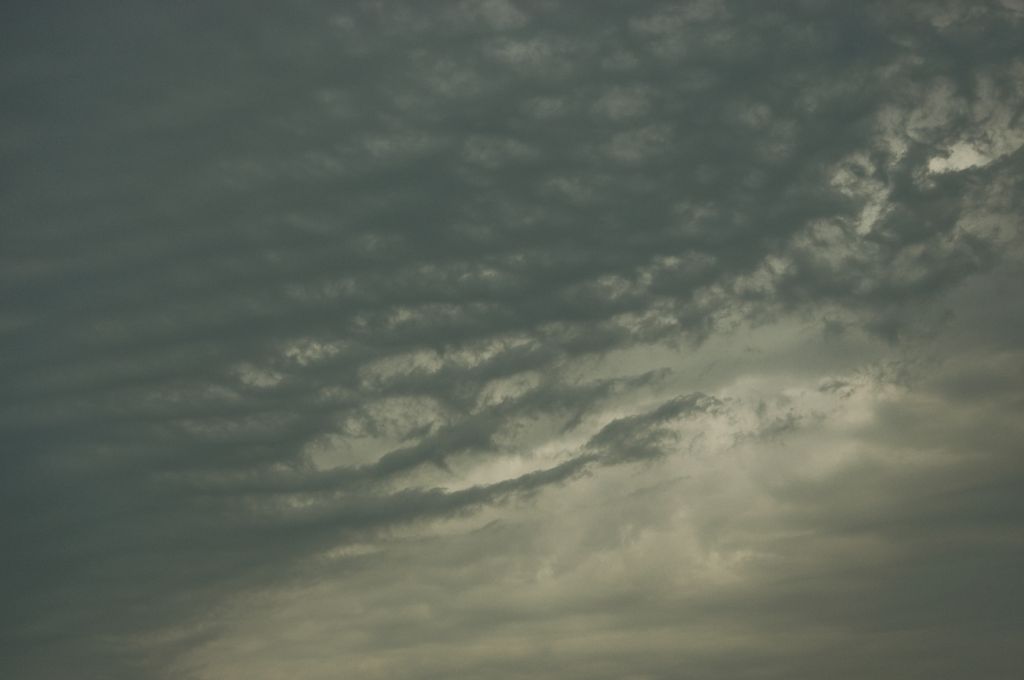 Mammaten und tolle Wolkenstrukturen nach kurzer Hitzewelle am 28.06.2011
